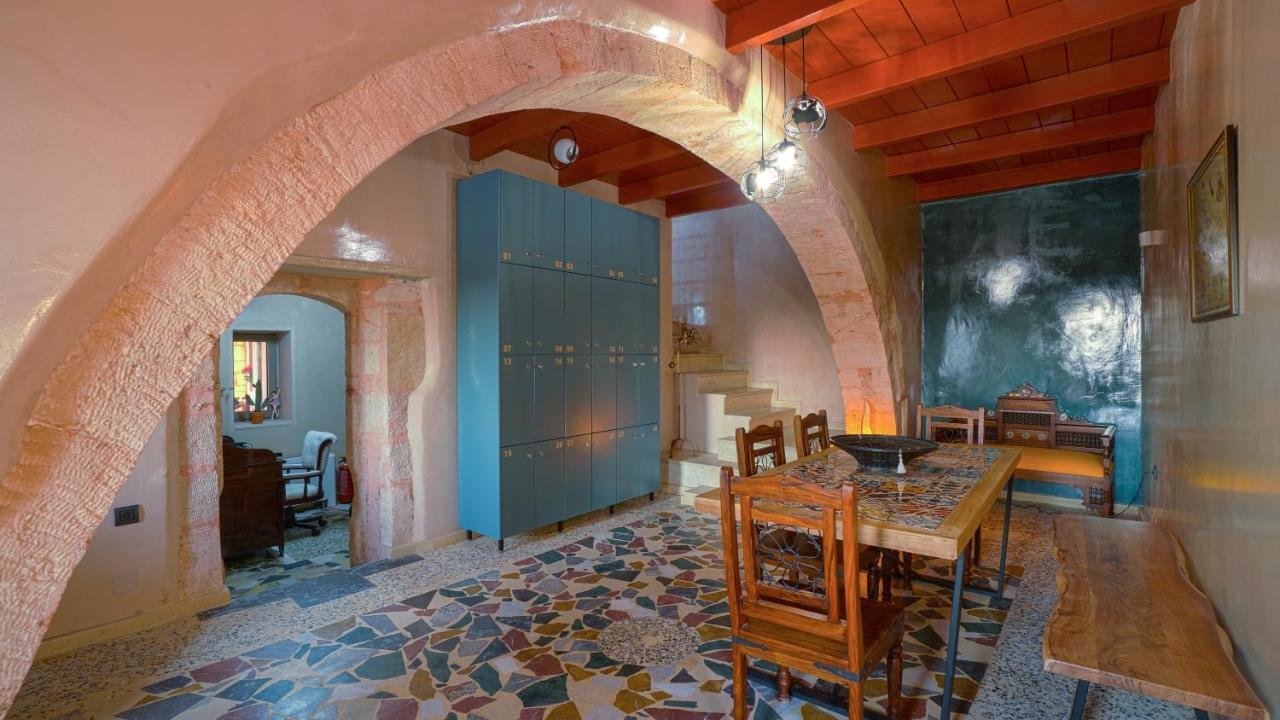 Youth Of Dope Supreme Hostel Khordhákion Εξωτερικό φωτογραφία